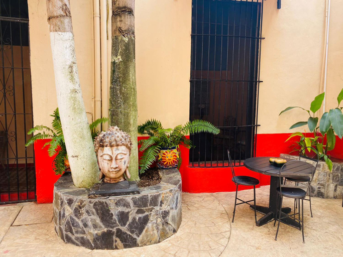 Facilities 5, Catrina & Diego, Mérida