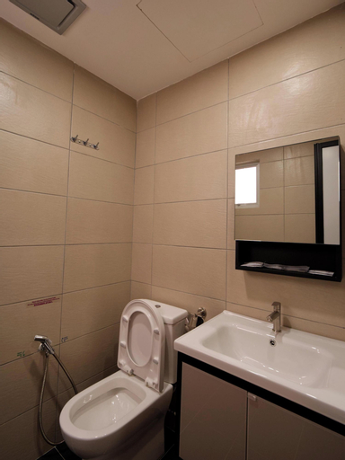 Bathroom 8