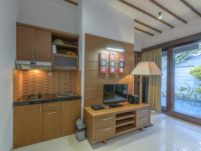 Dining Room 6