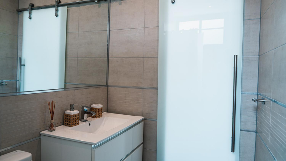Bathroom 4, El Lagarto 1008, Las Palmas