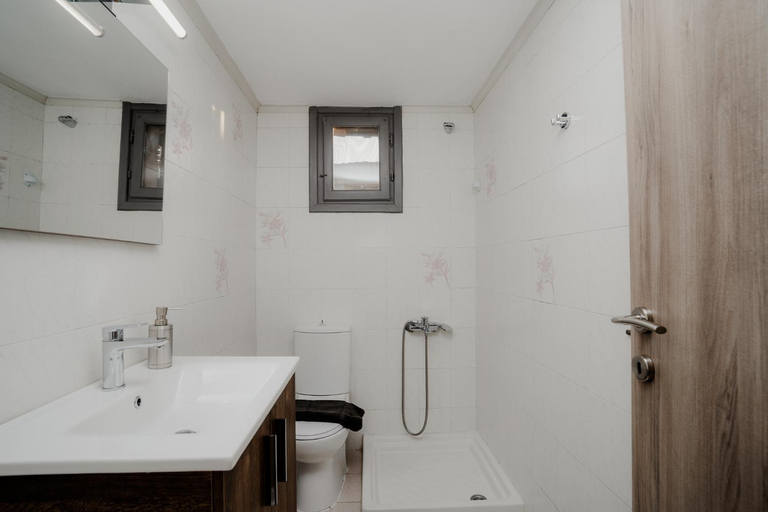 Bathroom 4, AIORA yard, Central Macedonia