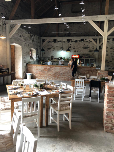 Food & Drinks 2, hostinec Na Statku, Karlovy Vary