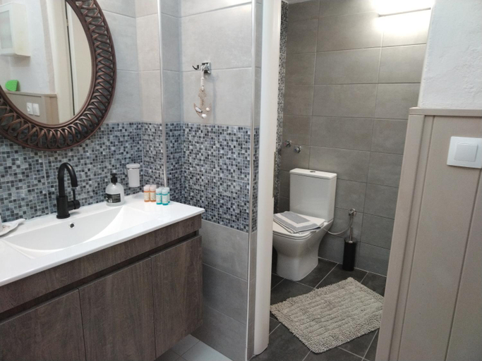 3, Litsa's House Platanias, Thessaly