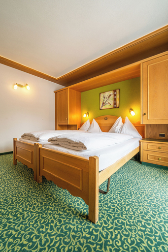 Bedroom 2, Hotel Christiania, Visp