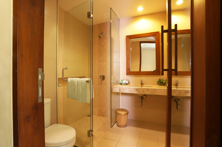 Bathroom 7