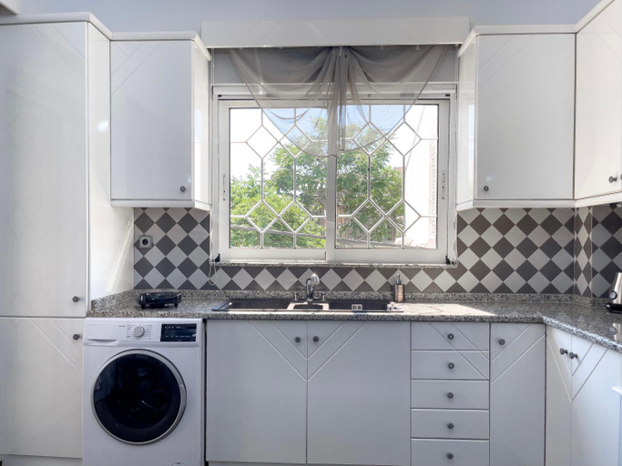 Others 2, NJ Apartments: The Island Edition, South Aegean
