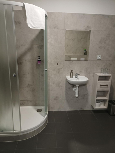 Others 2, Apartmany u golfu, Jihlava