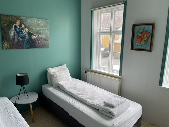 Bedroom 2, Mánagisting Guesthouse, Ísafjarðarbær
