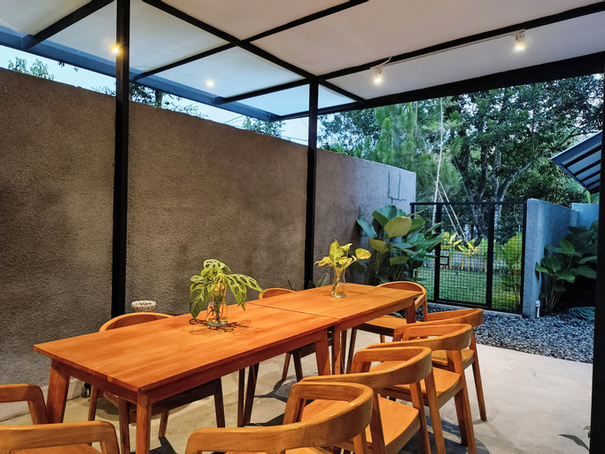 Food & Drinks 4, Niti Bhumi Villa, Magelang