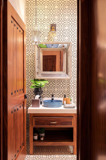 Bathroom 3, Hotel Casamada, Allende