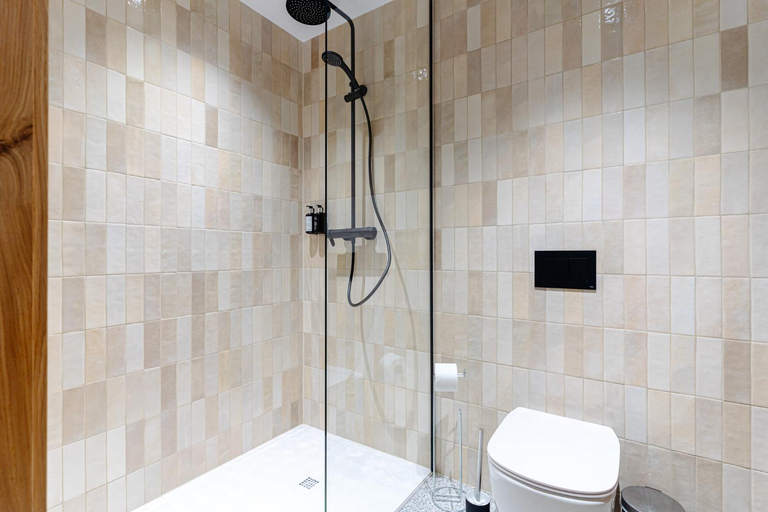 Bathroom 4, Runo Apartamenty & SPA - Basen Sauna - Odkryj-Bialke, Tatra