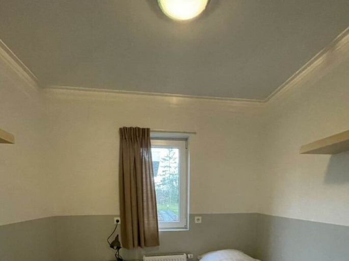 Room 3, Pavilion 4 People, Ooststellingwerf