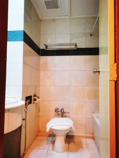 Bathroom 4