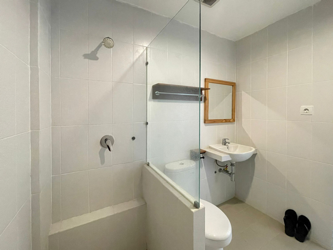 Bathroom 4