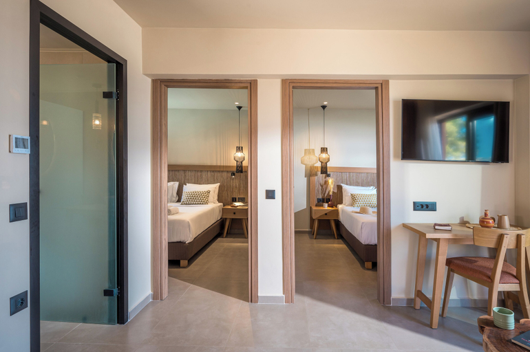 Bedroom 3, Hotel Pyriá, Crete