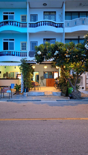 Friday's Guesthouse and Cafe, Muang Prachuap Khiri Khan