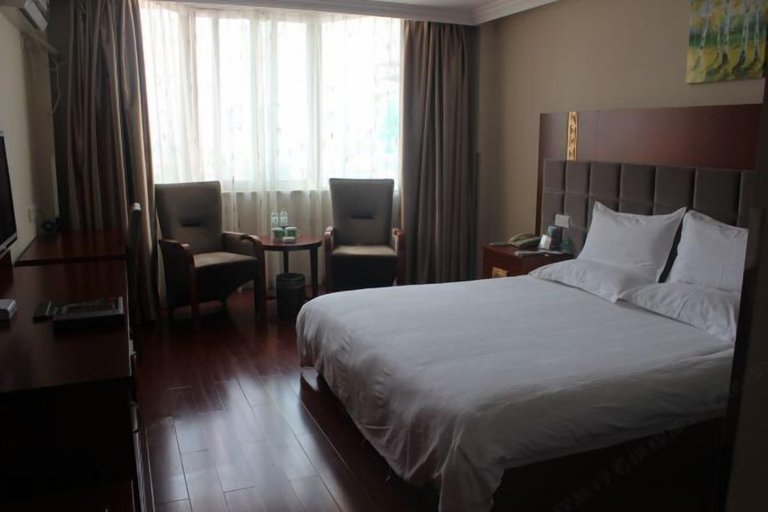 Bedroom 3, GreenTree Inn (Tiantai High-speed Railway Station Passenger Transport Center), Taizhou