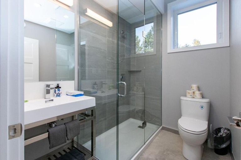Bedroom 3, 107 Birchview Trail, Grey