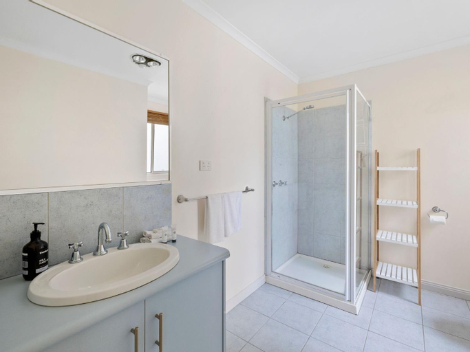 Bedroom 3, Esplanade Frontage 4 209, Surf Coast - East