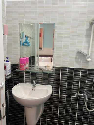 Bathroom 2, Bin Hom Motel, Bien Hoa