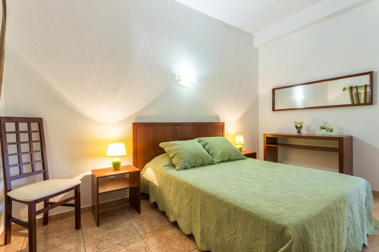 Others 4, As Casas do Algarve, Faro