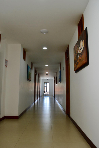 Others 4, Hotel San Fernandos Plaza, San Rafael