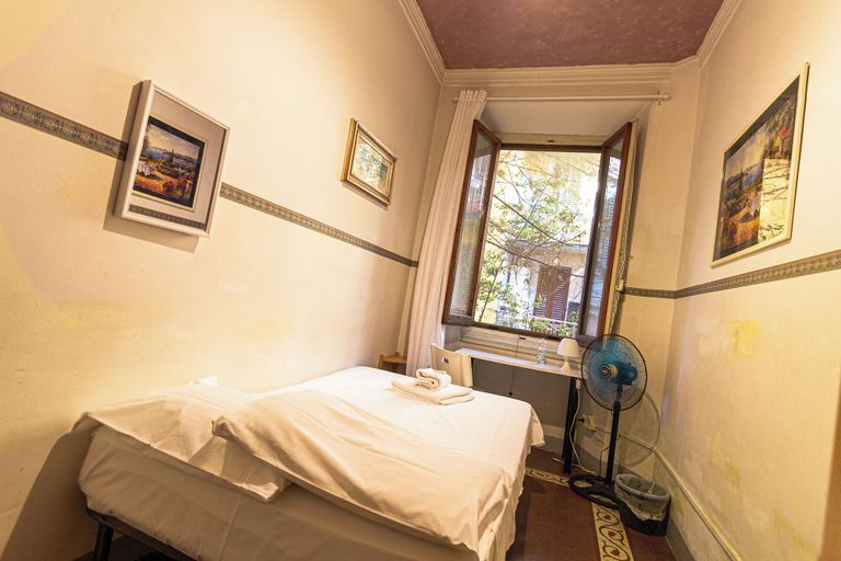 Bedroom 3, Soggiorno Primavera, Florence