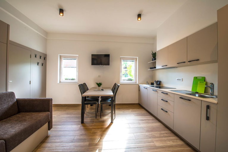 Others 2, Apartmaji Prton Bovec, Bovec