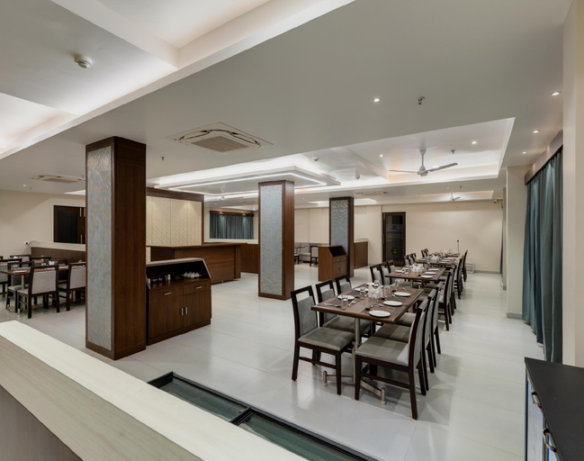 Food & Drinks 2, Hotel Aaradhya, Sindhudurg