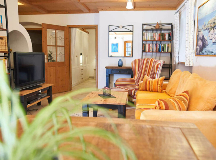 Living area 2, 2 Posthof Holiday Guesthouse, Cham