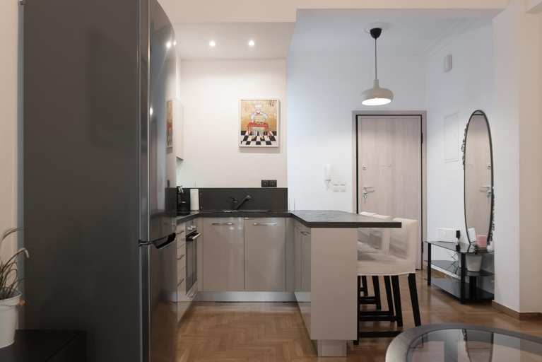 Others 3, Amazing apartment 2 min to Acropolis, Attica