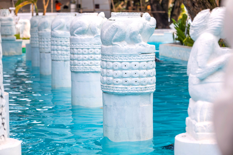 Swimming Pool 7