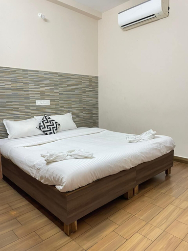 Bedroom 2, AuraBay Resorts, Viluppuram