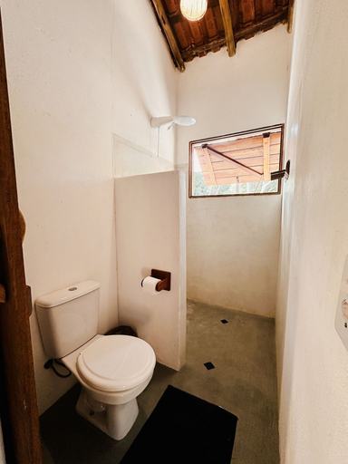 Bathroom 3, Casa da Mata Corumbau, Prado