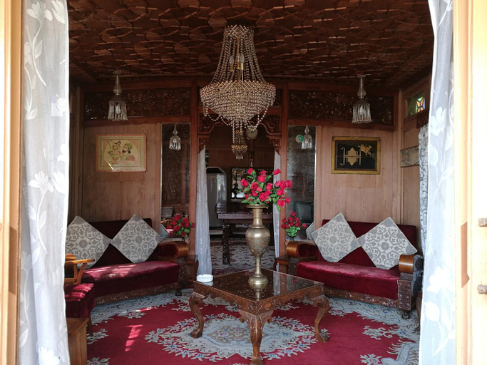 Public Area 2, House Boat Hardy Palace, Srinagar
