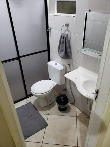 Others 2, Mayda hostel, São Vicente