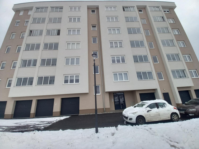 Exterior 16