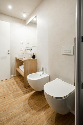 Bathroom 3, Ah Villaglori Boutique Apartments, Brescia