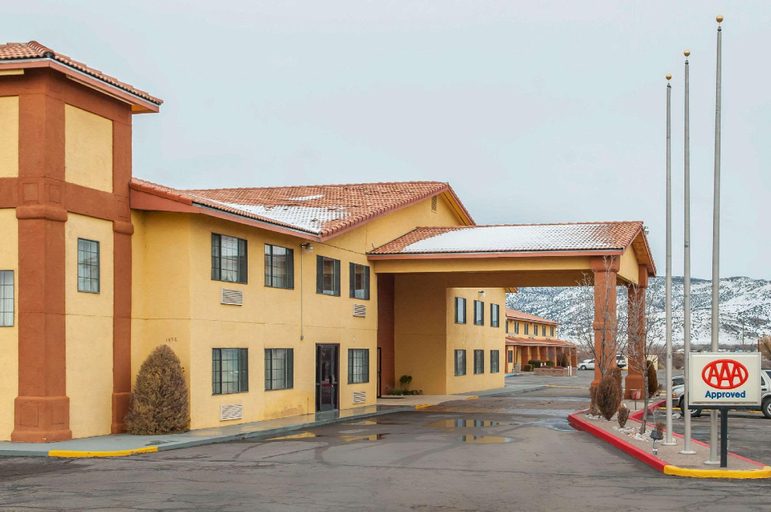 Exterior & Views 2, Quality Inn & Suites Grants - I-40, Cibola