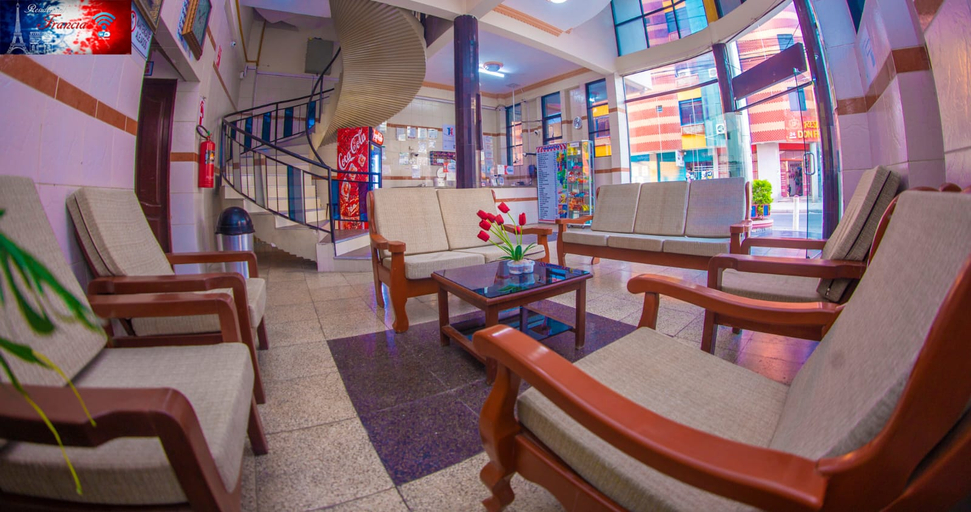 Public Area, Residencial Francia, Andrés Ibáñez