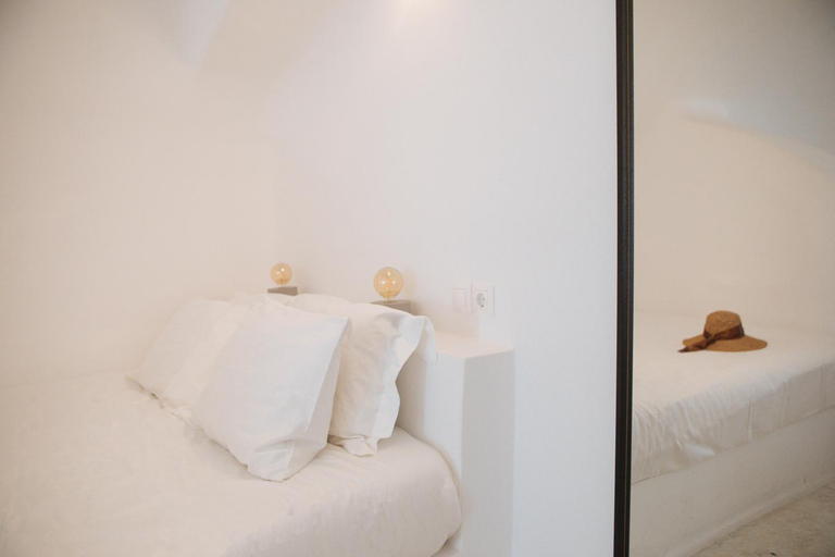 4, The Cave Complex by A Terre Cave Villas, South Aegean