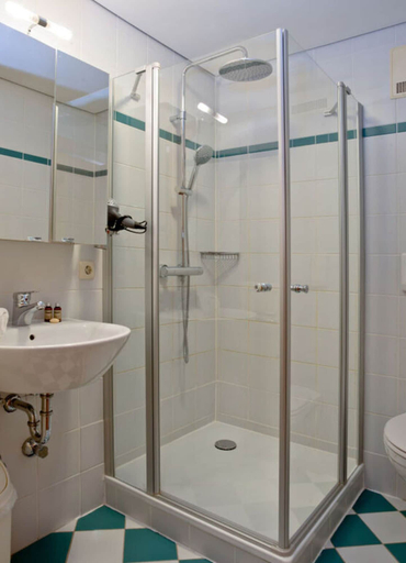 Bathroom, Mitterdorf Modern Retreat, Freyung-Grafenau