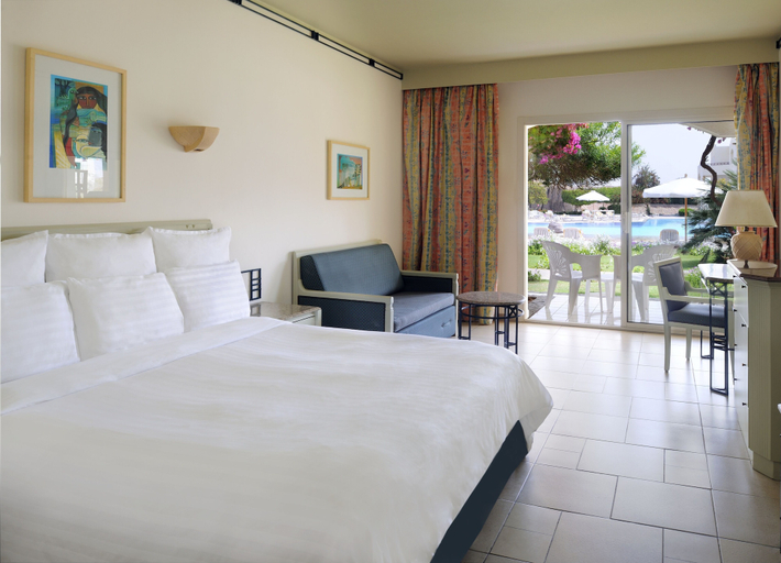 Bedroom 4, Naama Bay Promenade Beach Resort by Accor, Sharm el-Sheikh