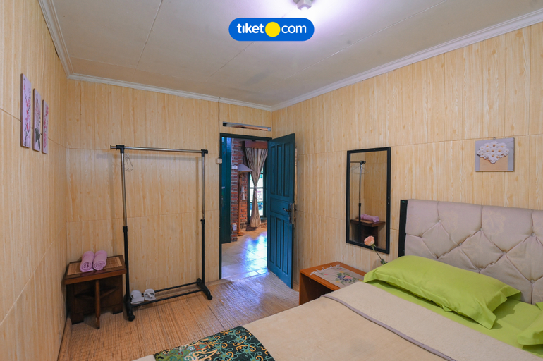Bedroom 16