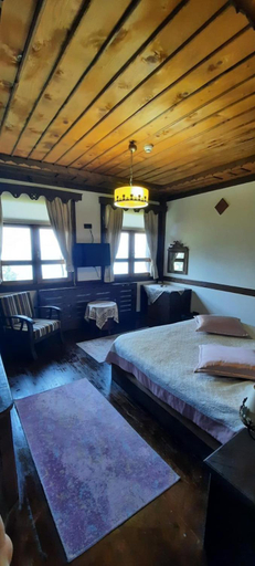 Others 4, Zumruduanka Otel, Derepazarı