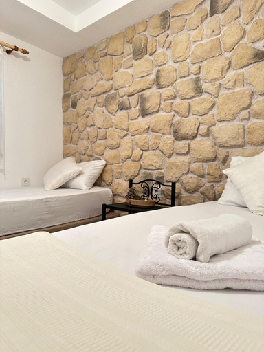 Bedroom 2, Saklı Konak Bozcaada, Bozcaada