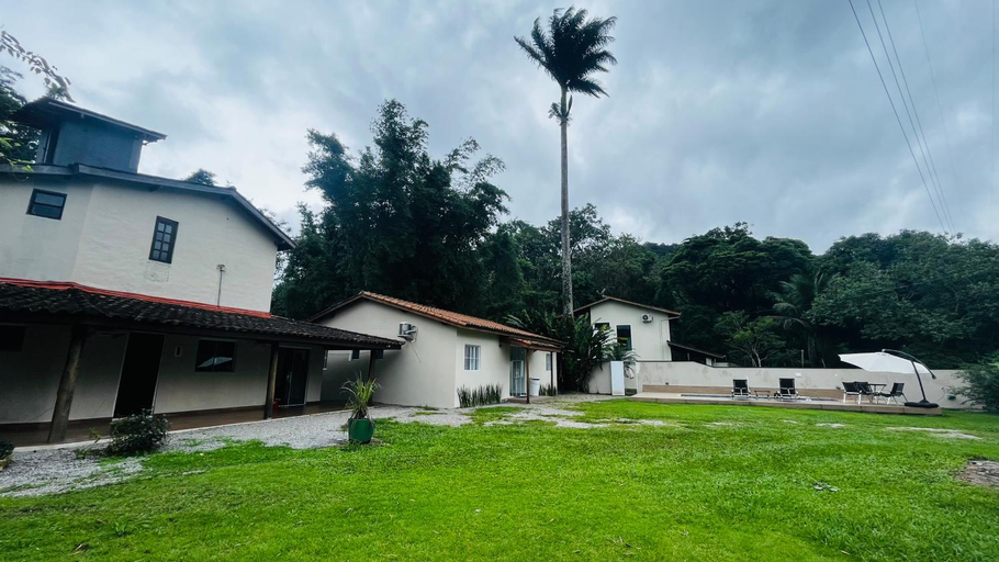Others 5, Maresias Suites, São Sebastião