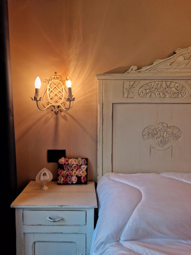 Bedroom 16
