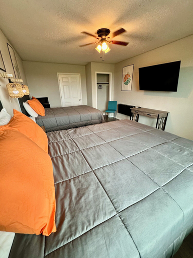 Bedroom 3, The 409 Bolivar Beach Hotel, Galveston