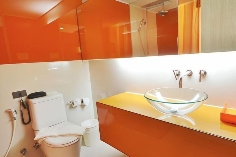 Bathroom 7